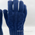 Custom-made knitted gloves for men